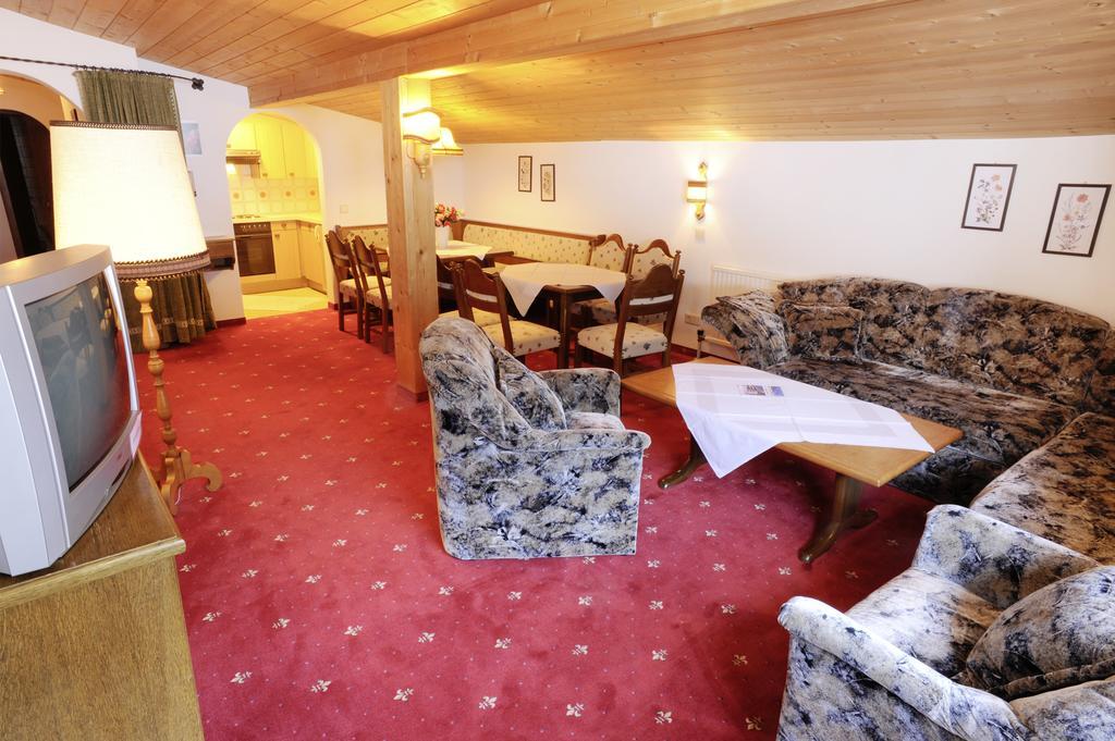 Haus Gariella Daire Gargellen Oda fotoğraf